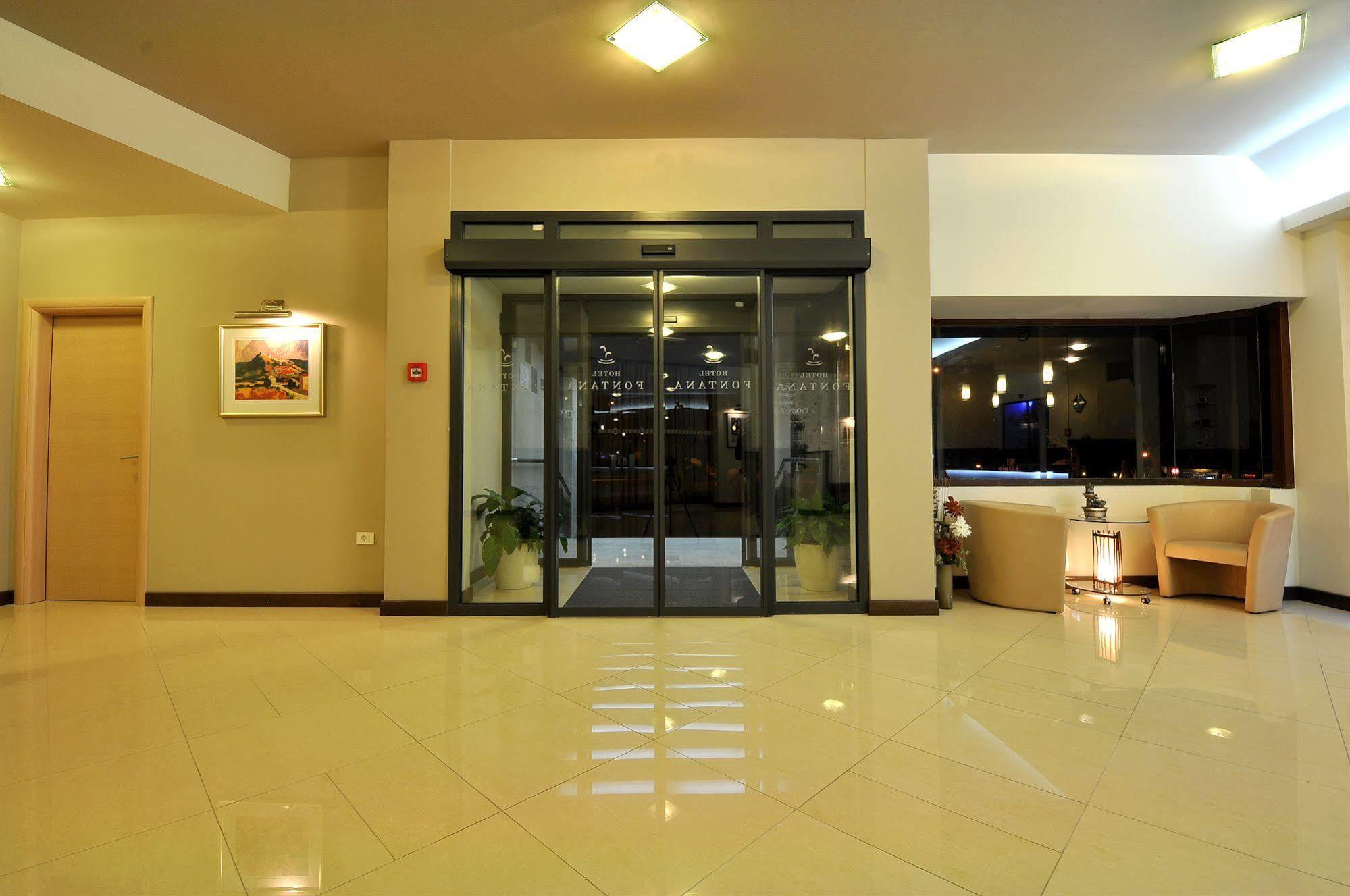 Hotel Fontana Buzet Extérieur photo